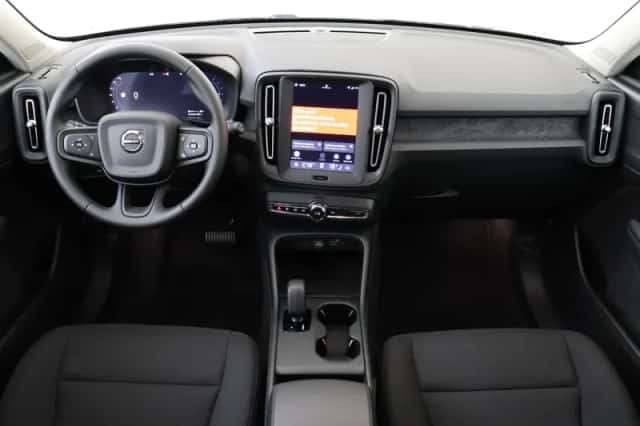 Volvo EX40 (2026) thumbnail 3