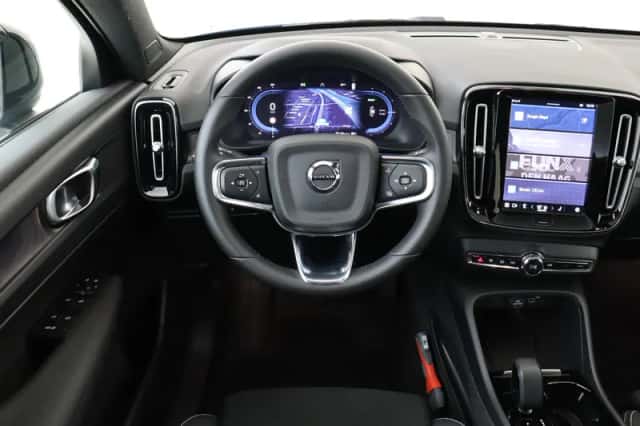 Volvo C40 (2023)