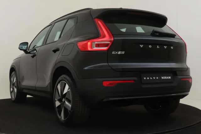 Volvo EX40 (2026) thumbnail 4