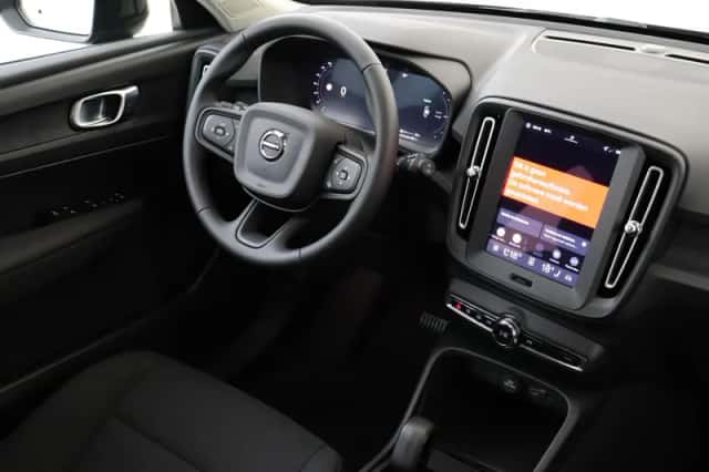 Volvo EX40 (2026) thumbnail 5