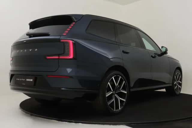 Volvo EX90 (2026) thumbnail 2