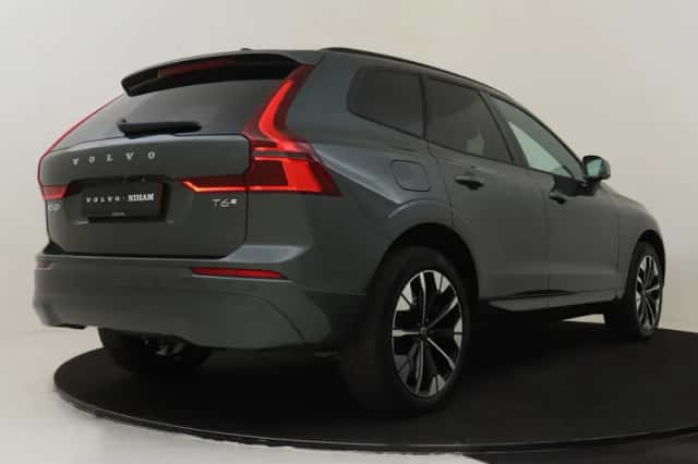 Volvo XC60 (2026) thumbnail 2