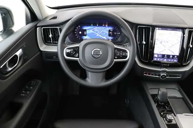 Volvo XC60 (2025)