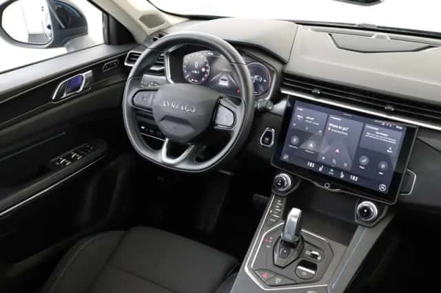 Lynk & Co 01 (2023) thumbnail 5
