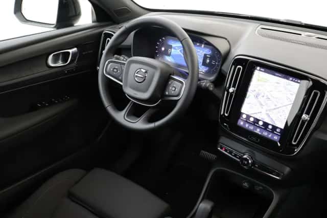 Volvo EX40 (2026) thumbnail 5