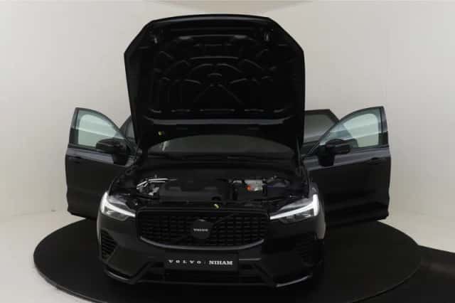Volvo XC60 (2025) thumbnail 2