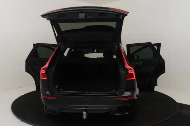 Volvo XC60 (2025) thumbnail 4
