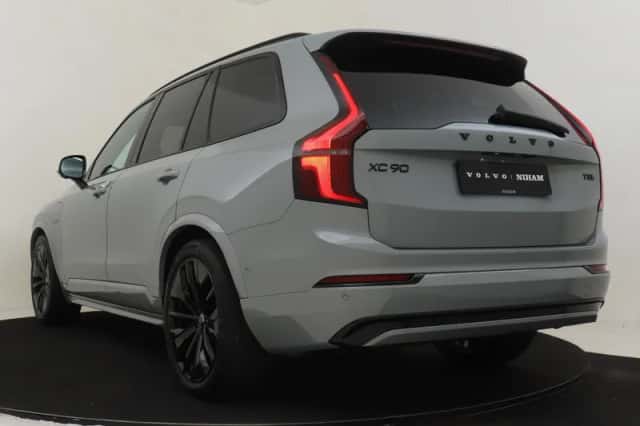 Volvo XC90 (2026) thumbnail 4