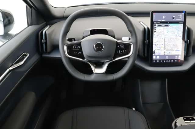Volvo EX30 (2026) thumbnail 1