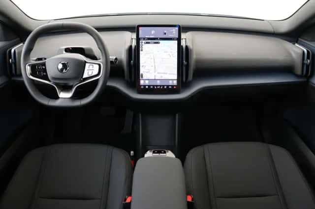 Volvo EX30 (2026) thumbnail 3