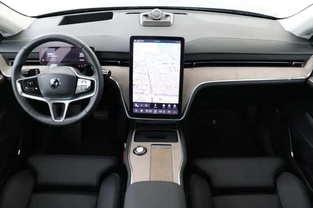 Volvo EX90 (2025) thumbnail 3