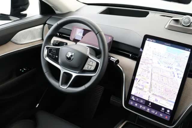 Volvo EX90 (2025) thumbnail 5