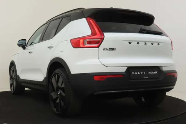 Volvo EX40 (2026) thumbnail 4