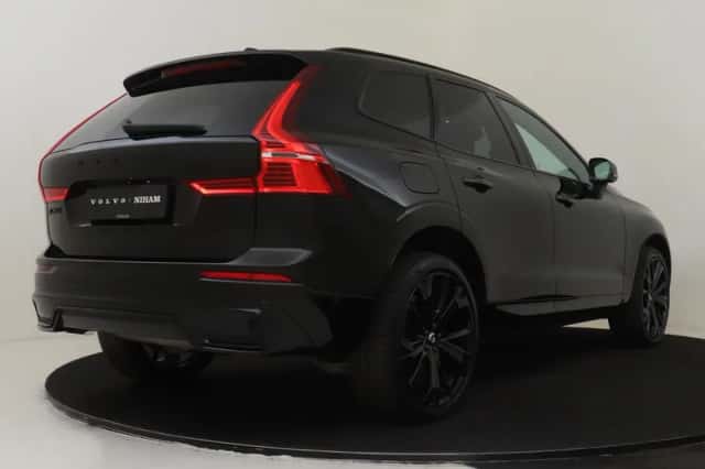 Volvo XC60 (2024) thumbnail 2