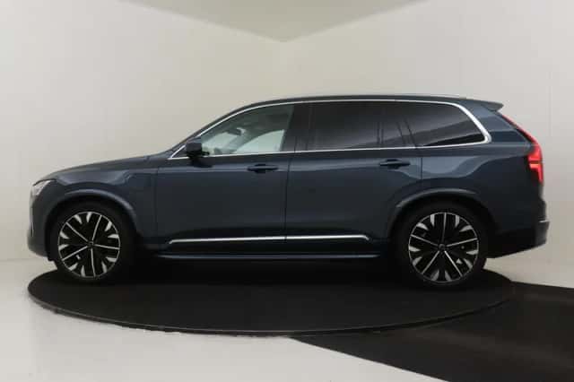 Volvo XC90 (2025) thumbnail 6