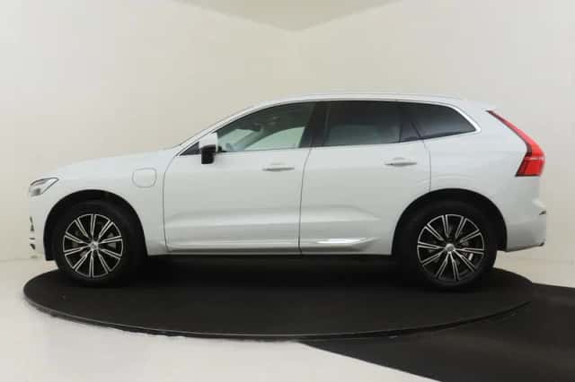 Volvo XC60 (2021) thumbnail 6