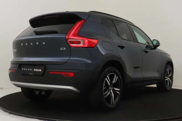Volvo XC40 (2026) thumbnail 2
