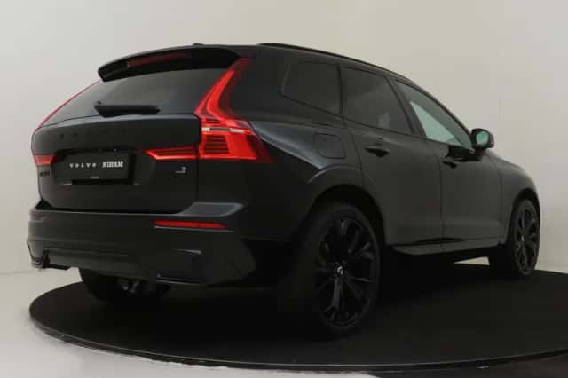 Volvo XC60 (2024) thumbnail 2
