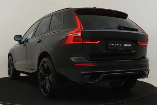 Volvo XC60 (2024) thumbnail 4
