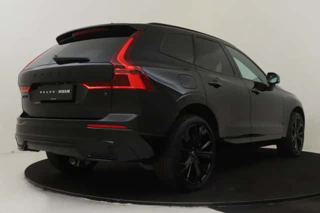 Volvo XC60 (2025) thumbnail 3