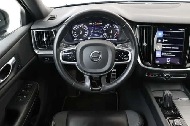 Volvo S60 (2021) thumbnail 1