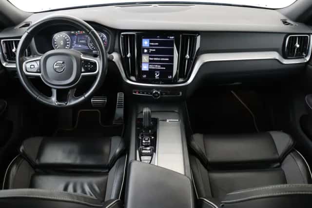 Volvo S60 (2021) thumbnail 3
