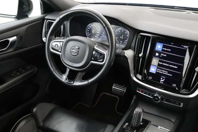Volvo S60 (2021) thumbnail 5