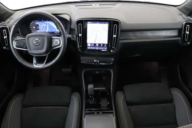 Volvo C40 (2021) thumbnail 3