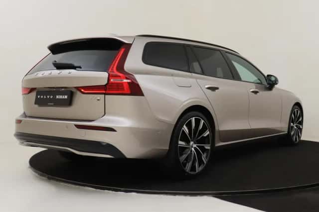 Volvo V60 (2026) thumbnail 2