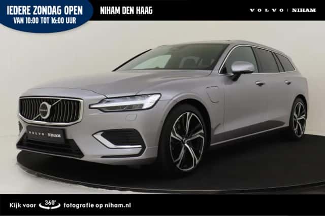Volvo V60 (2025) thumbnail 1