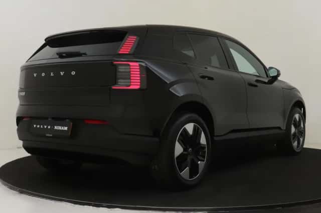 Volvo EX30 (2026) thumbnail 2