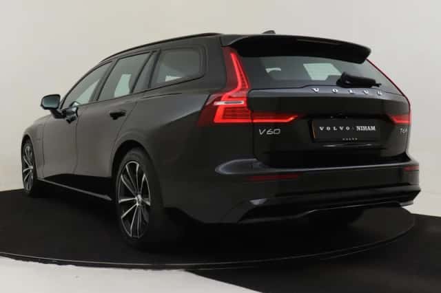 Volvo V60 (2025) thumbnail 4