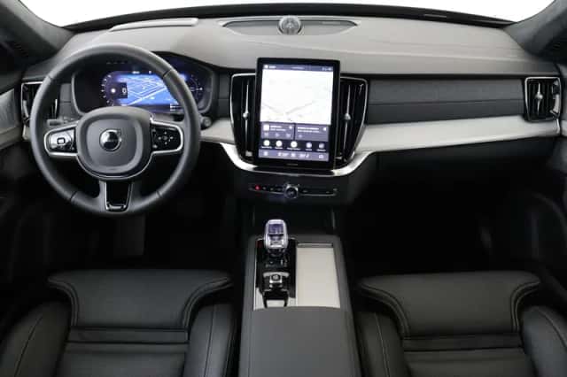 Volvo XC90 (2026) thumbnail 3