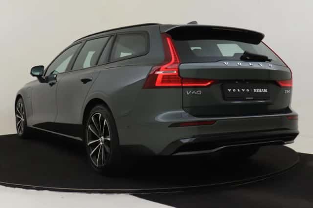 Volvo V60 (2025) thumbnail 4