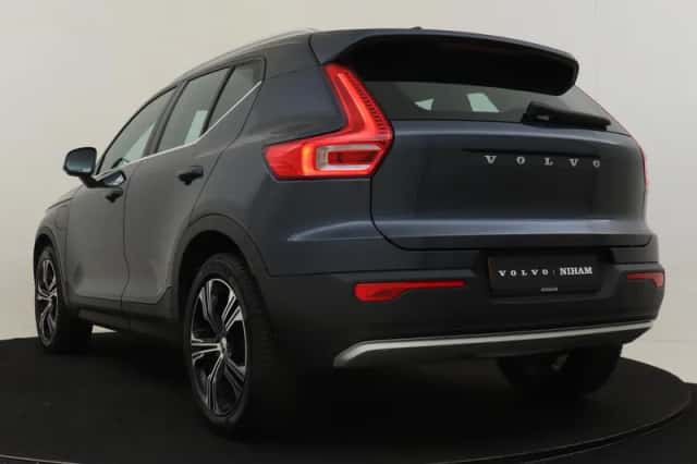 Volvo XC40 (2022) thumbnail 4