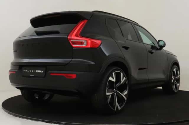 Volvo EX40 (2026) thumbnail 2