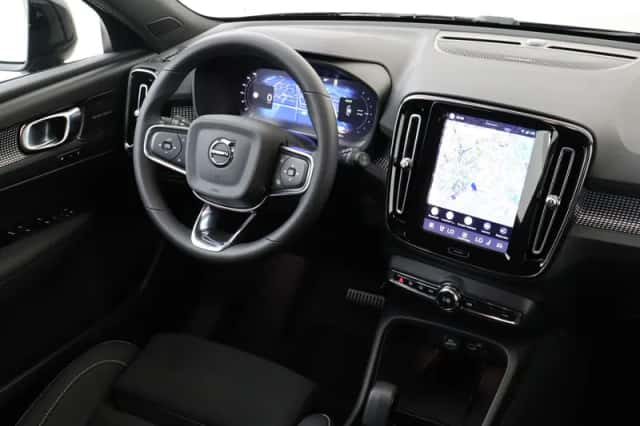 Volvo EX40 (2026) thumbnail 5