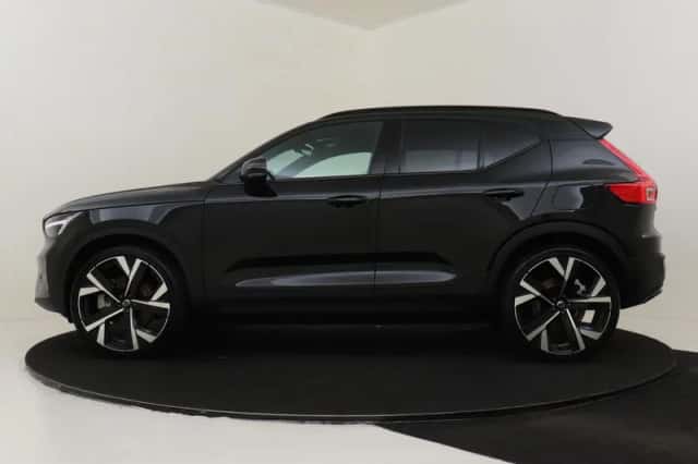 Volvo EX40 (2026) thumbnail 6