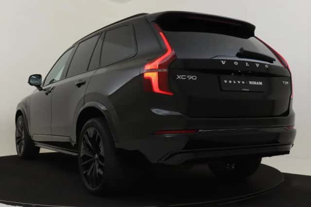 Volvo XC90 (2025) thumbnail 4