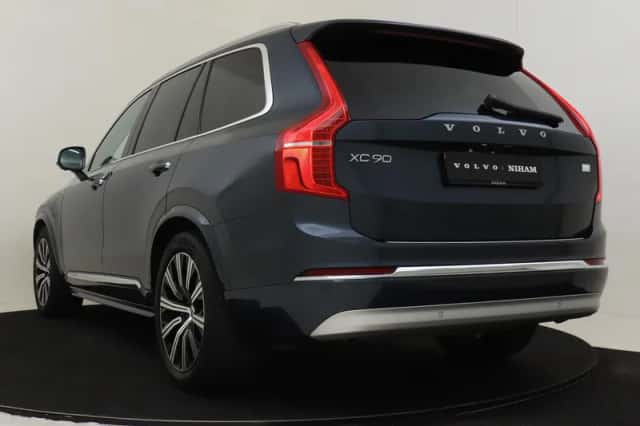 Volvo XC90 (2021) thumbnail 4