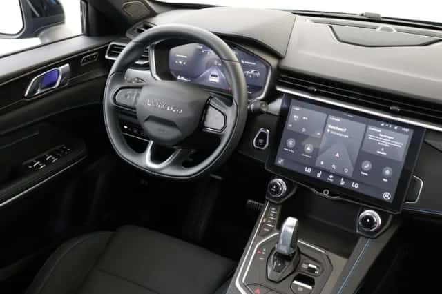 Lynk & Co 01 (2023) thumbnail 5