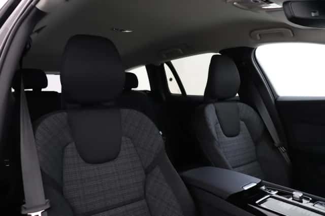 Volvo V60 (2025) thumbnail 11