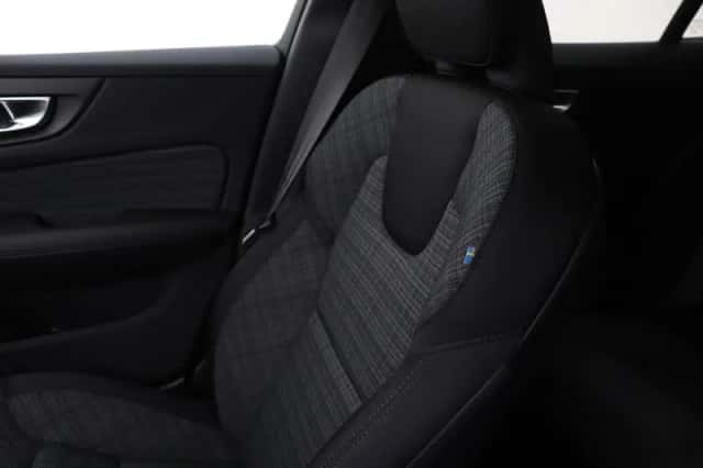 Volvo V60 (2025) thumbnail 23