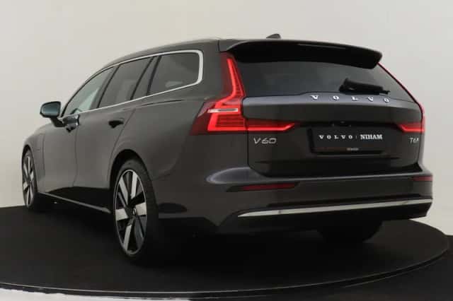 Volvo V60 (2025) thumbnail 4