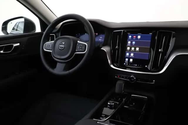 Volvo V60 (2025) thumbnail 5
