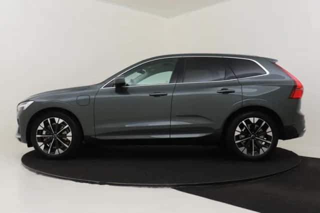 Volvo XC60 (2025) thumbnail 6