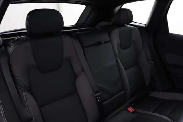 Volvo XC60 (2025) thumbnail 11