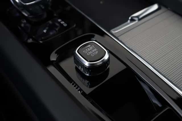 Volvo XC60 (2025) thumbnail 23