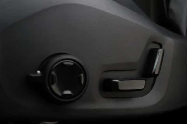 Volvo XC60 (2025) thumbnail 27