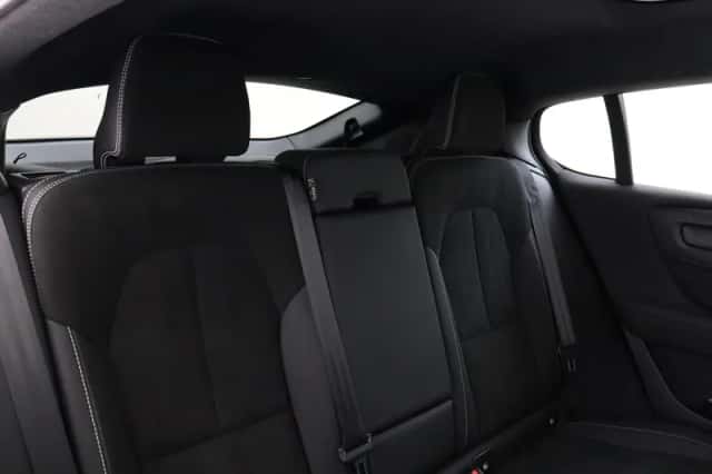 Volvo C40 (2021) thumbnail 11